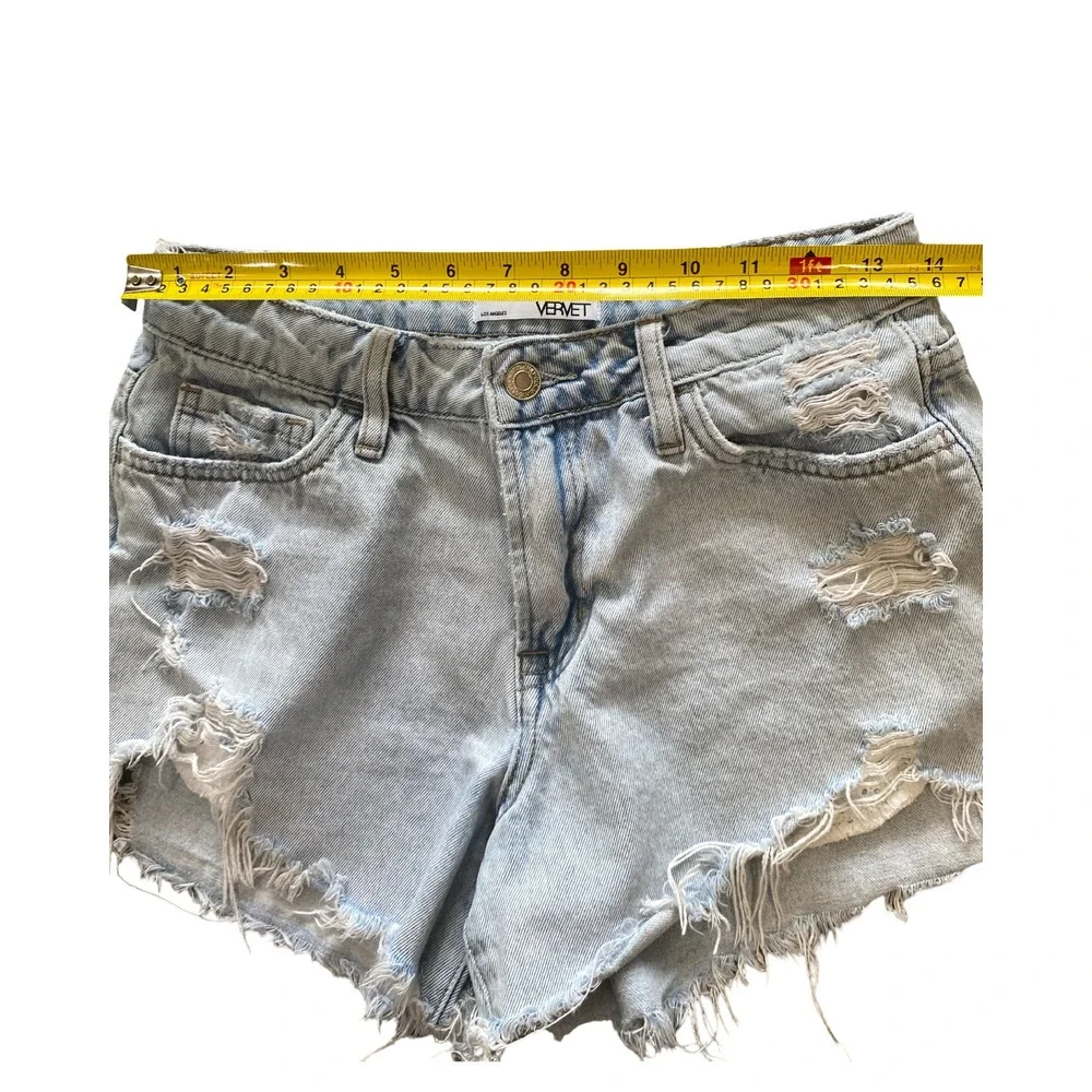 Vervet Distressed Denim Jean Shorts‎ Light Wash Eyelet High Rise Casual Summer